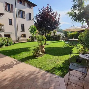 Le Quattro Stagioni B&b&apartament Bed & Breakfast