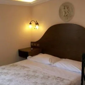 Prati 2*, Roma Itália